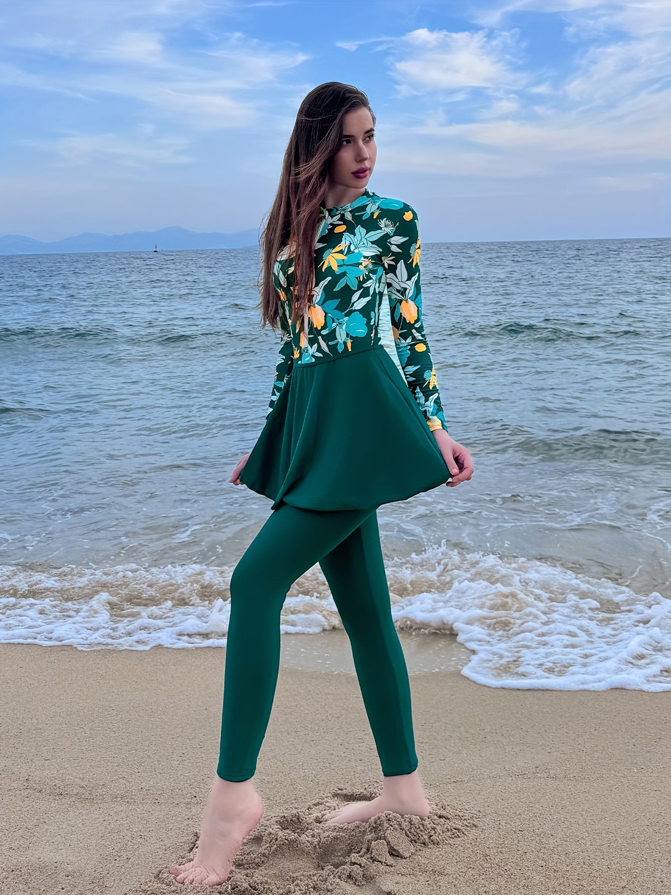 1pc Women's High Neck Long Sleeve Swimsuit, 2024 New Style, Polyester & Spandex Knit Fabric, Sports Style, Full Body Sun Protection, Slimming Fit with Random Print Design, High Waisted Swimsuit