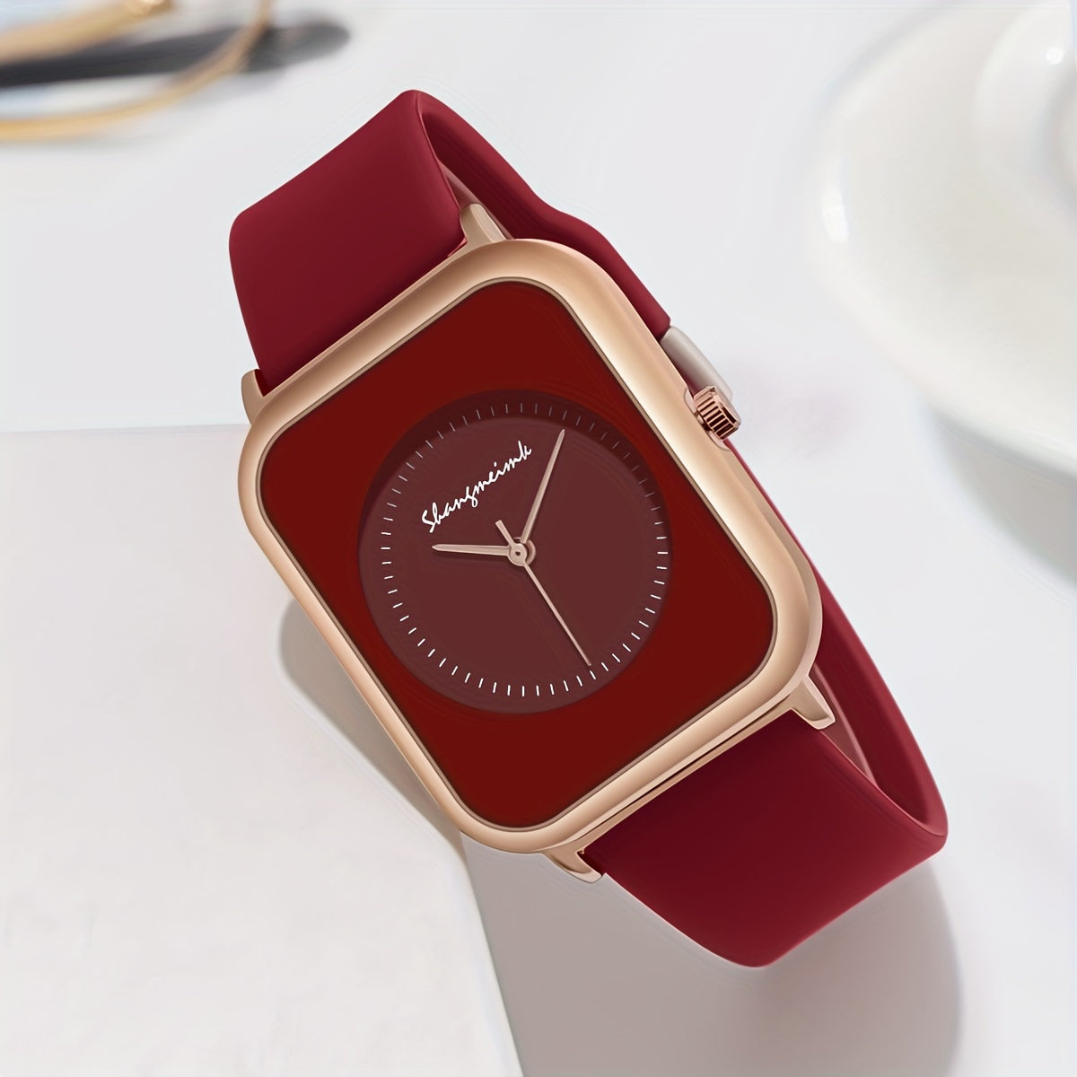 Fashionable Quartz Wrist Watch for Women, Analog Display, Alloy Case, Silicone Strap, Elegant Casual Watch with Button Battery for Daily Wear